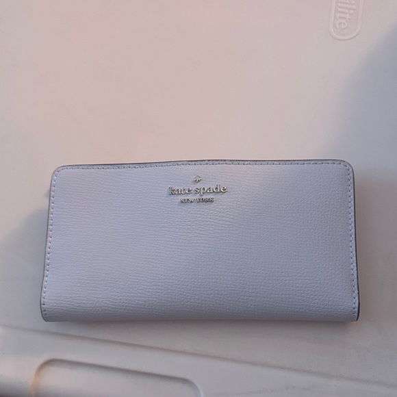 Kate Spade Soft Gray Leather Wallet - Picture 1 of 3